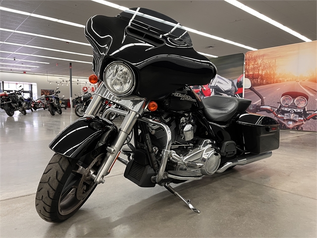 2018 Harley-Davidson Street Glide Base at Aces Motorcycles - Denver