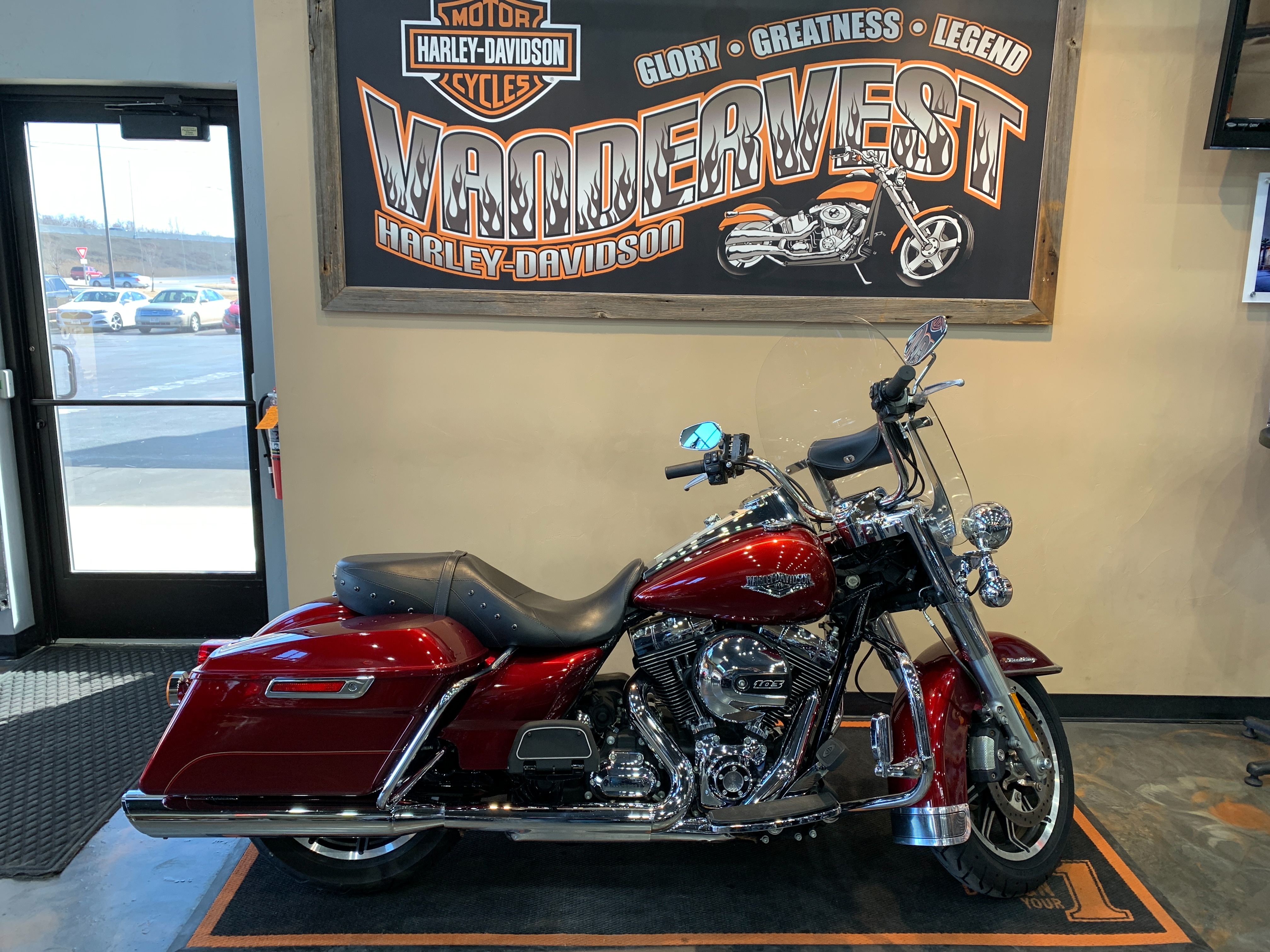 2016 Harley-Davidson Road King Base at Vandervest Harley-Davidson, Green Bay, WI 54303
