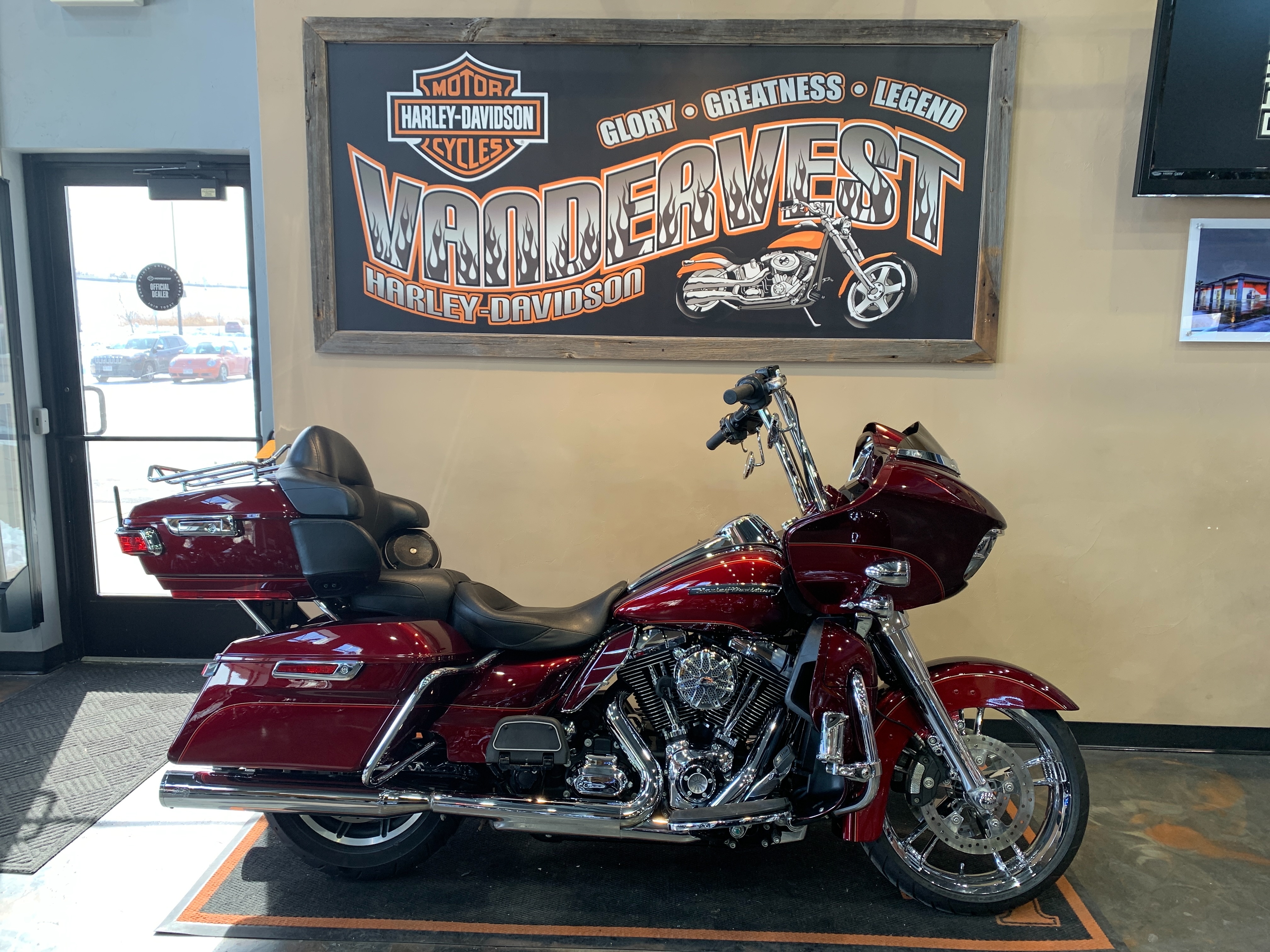 2016 Harley-Davidson Road Glide Ultra at Vandervest Harley-Davidson, Green Bay, WI 54303