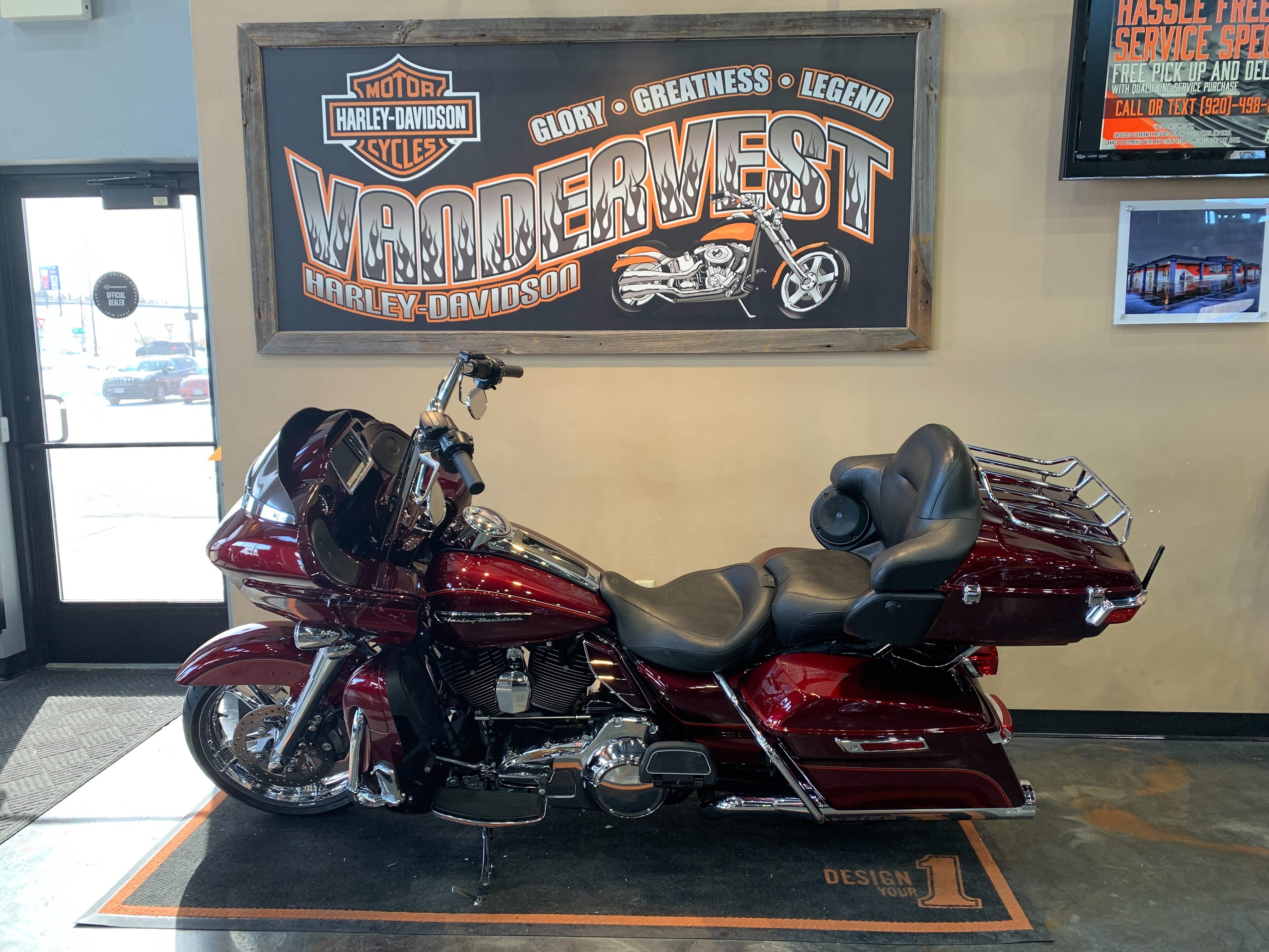 2016 Harley-Davidson Road Glide Ultra at Vandervest Harley-Davidson, Green Bay, WI 54303