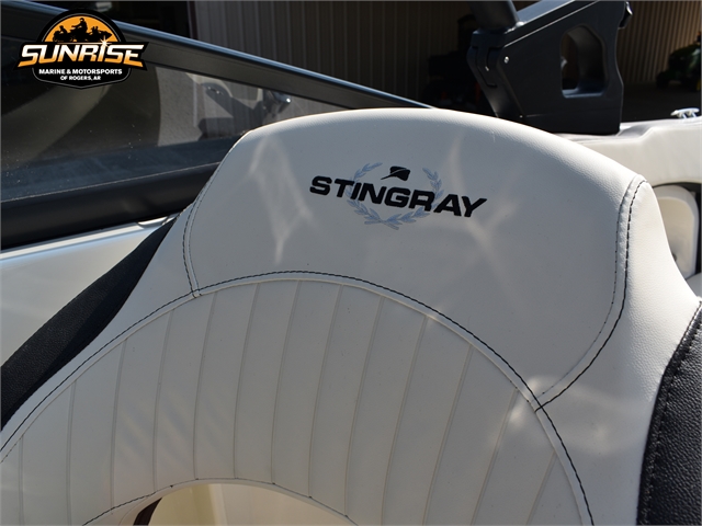 2023 Stingray DC 231 at Sunrise Marine & Motorsports
