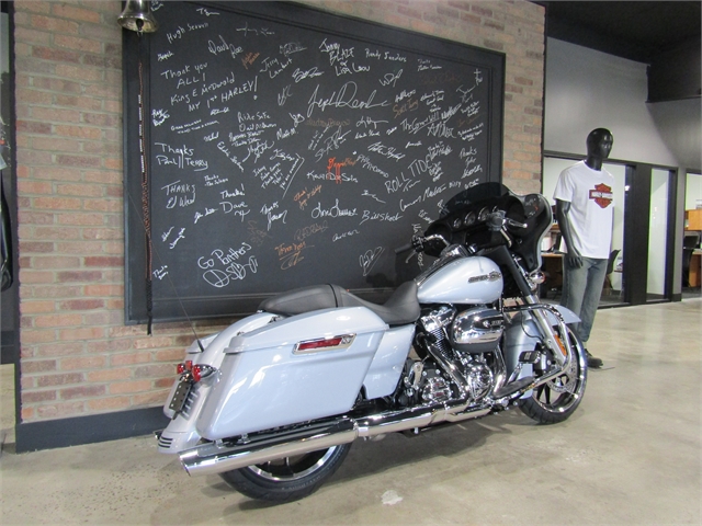 2023 Harley-Davidson Street Glide Base at Cox's Double Eagle Harley-Davidson