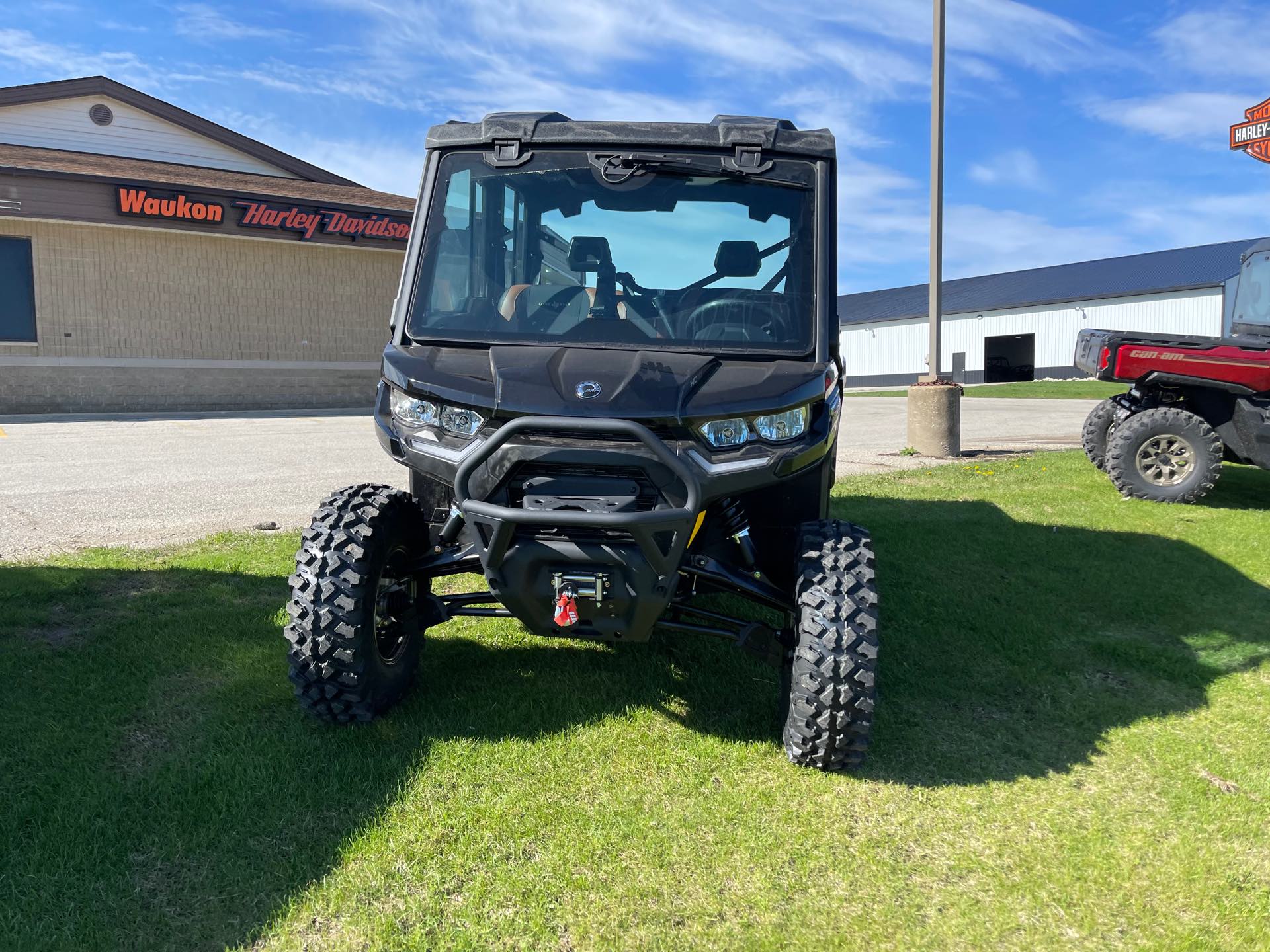 2024 Can-Am Defender MAX Lone Star CAB at Iron Hill Powersports