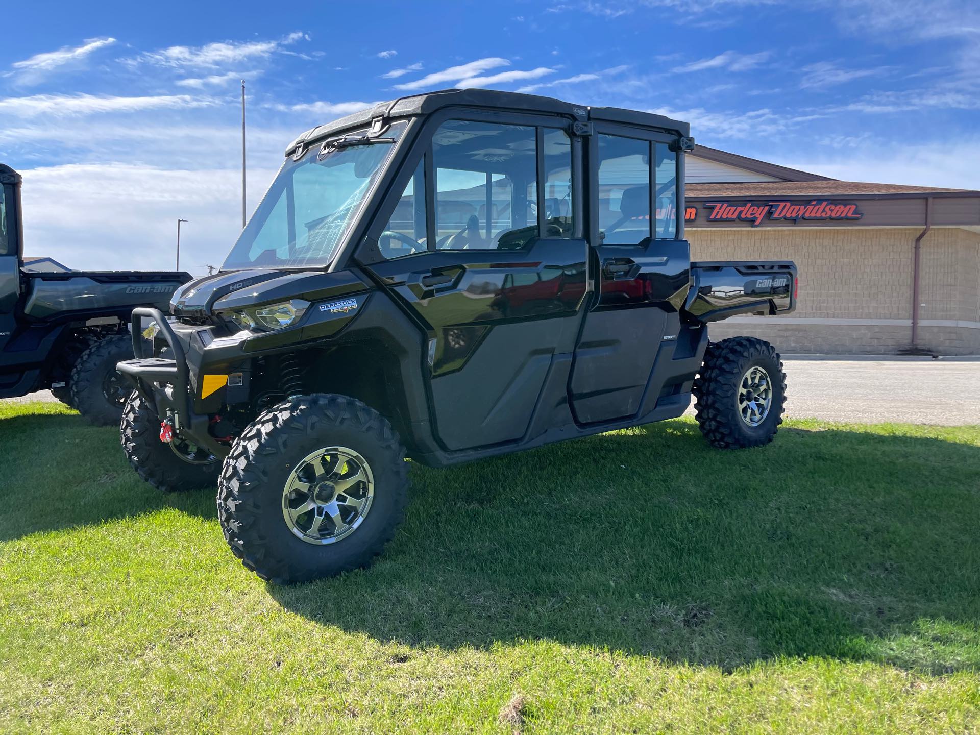 2024 Can-Am Defender MAX Lone Star CAB at Iron Hill Powersports