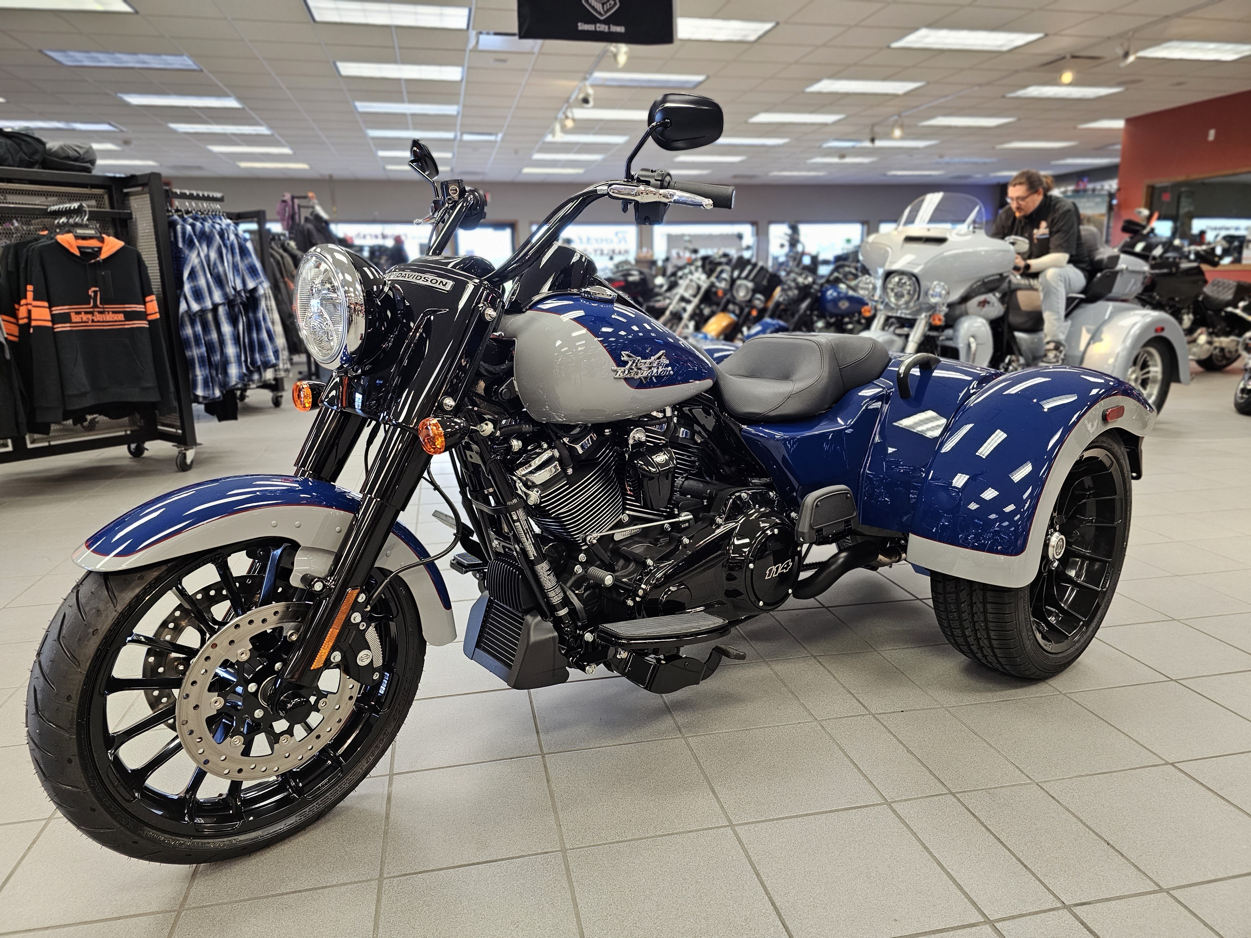 2023 Harley-Davidson Trike Freewheeler at Rooster's Harley Davidson