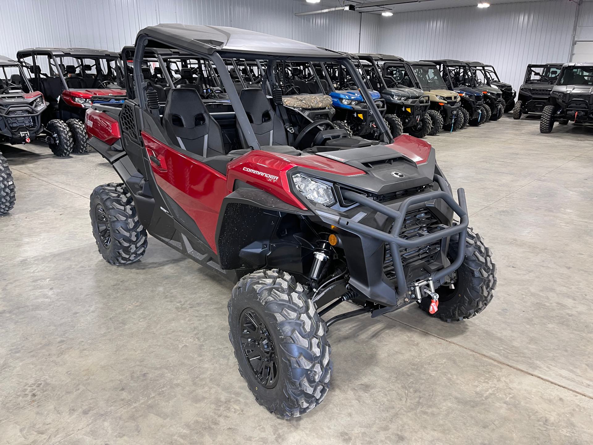 2024 Can-Am Commander XT 1000R at Iron Hill Powersports
