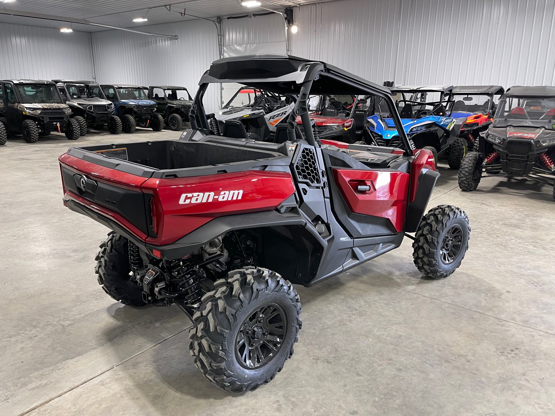 2024 Can-Am Commander XT 1000R at Iron Hill Powersports