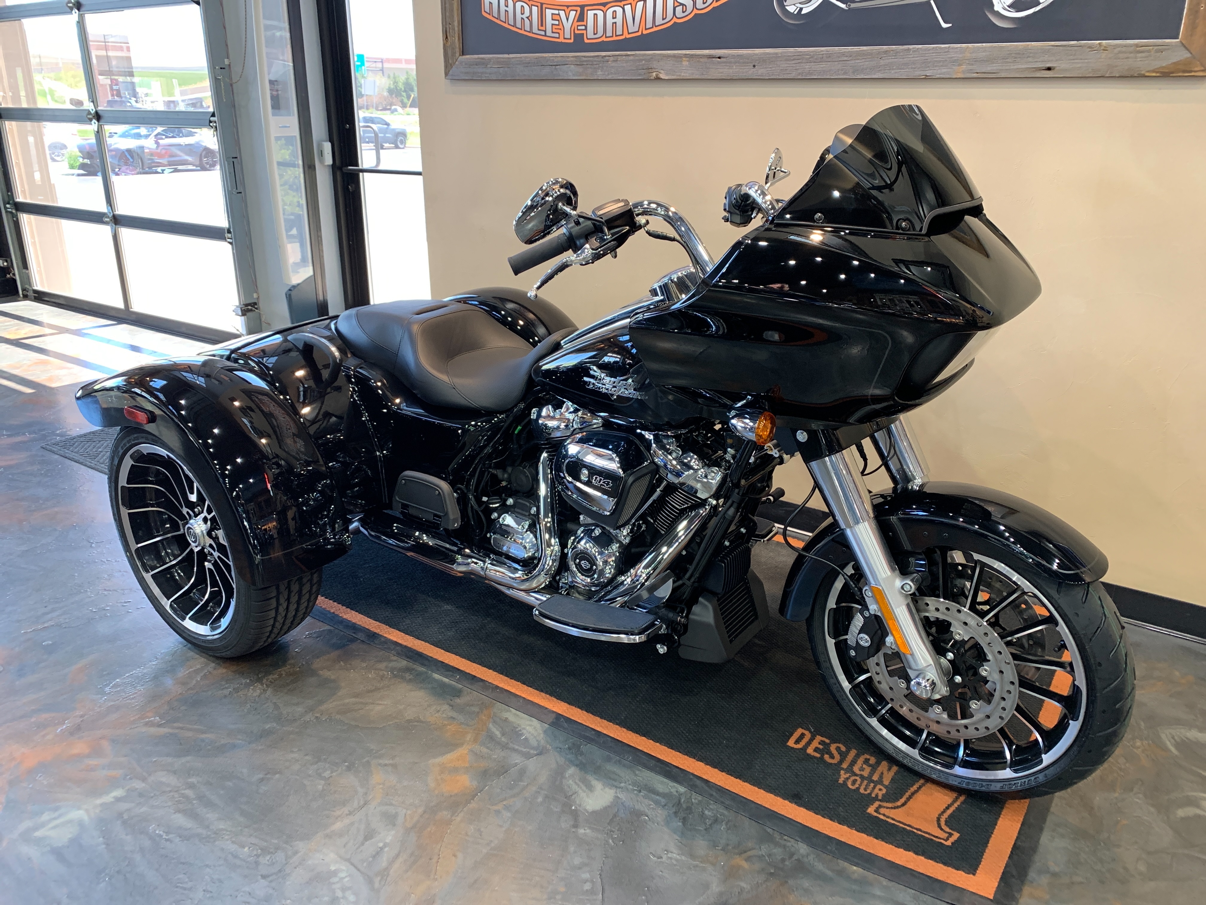 2024 Harley-Davidson Trike Road Glide 3 at Vandervest Harley-Davidson, Green Bay, WI 54303