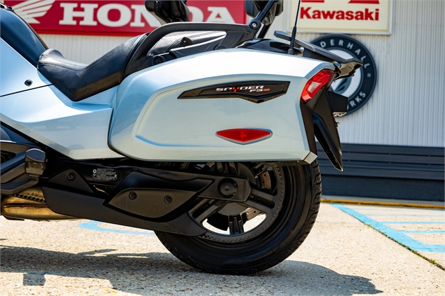2022 Can-Am Spyder F3 T at Friendly Powersports Slidell