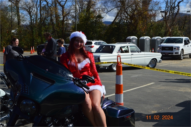 2024 Nov 2 44th Annual Smoky Mountain Toy Run Photos at Smoky Mountain HOG