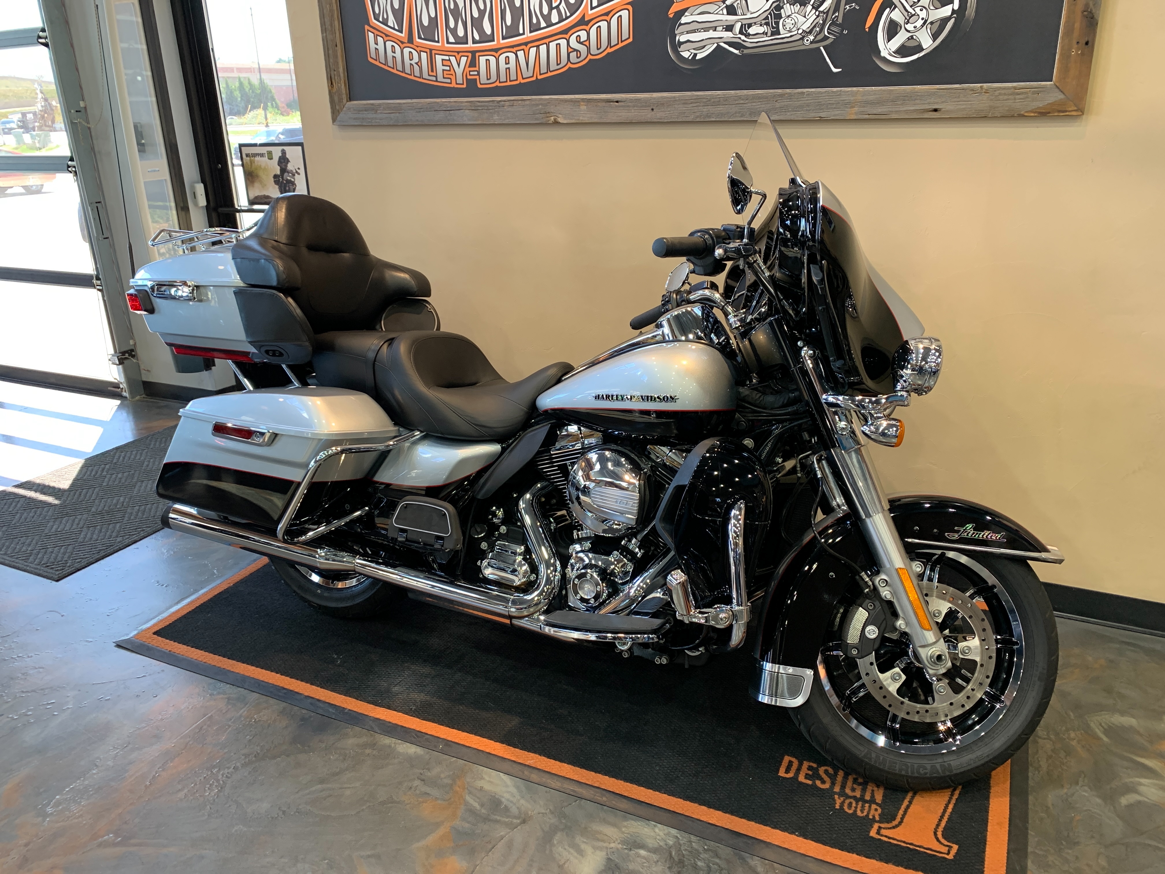 2015 Harley-Davidson Electra Glide Ultra Limited at Vandervest Harley-Davidson, Green Bay, WI 54303