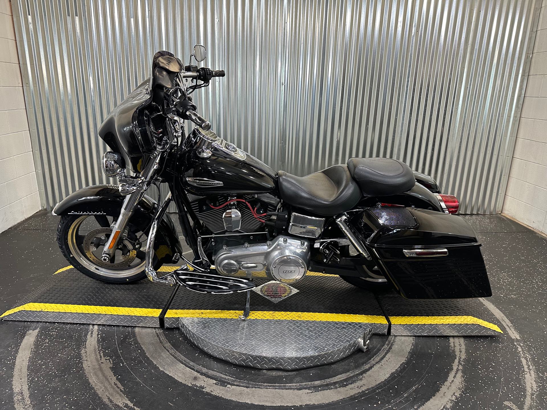 2015 Harley-Davidson Dyna Switchback at Teddy Morse's Grand Junction Harley-Davidson