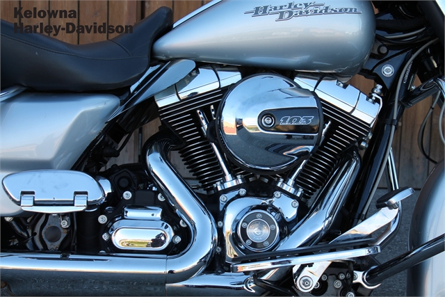2014 Harley-Davidson Street Glide Base at Kelowna Harley-Davidson