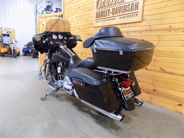 2006 Harley-Davidson Street Glide Base at St. Croix Harley-Davidson