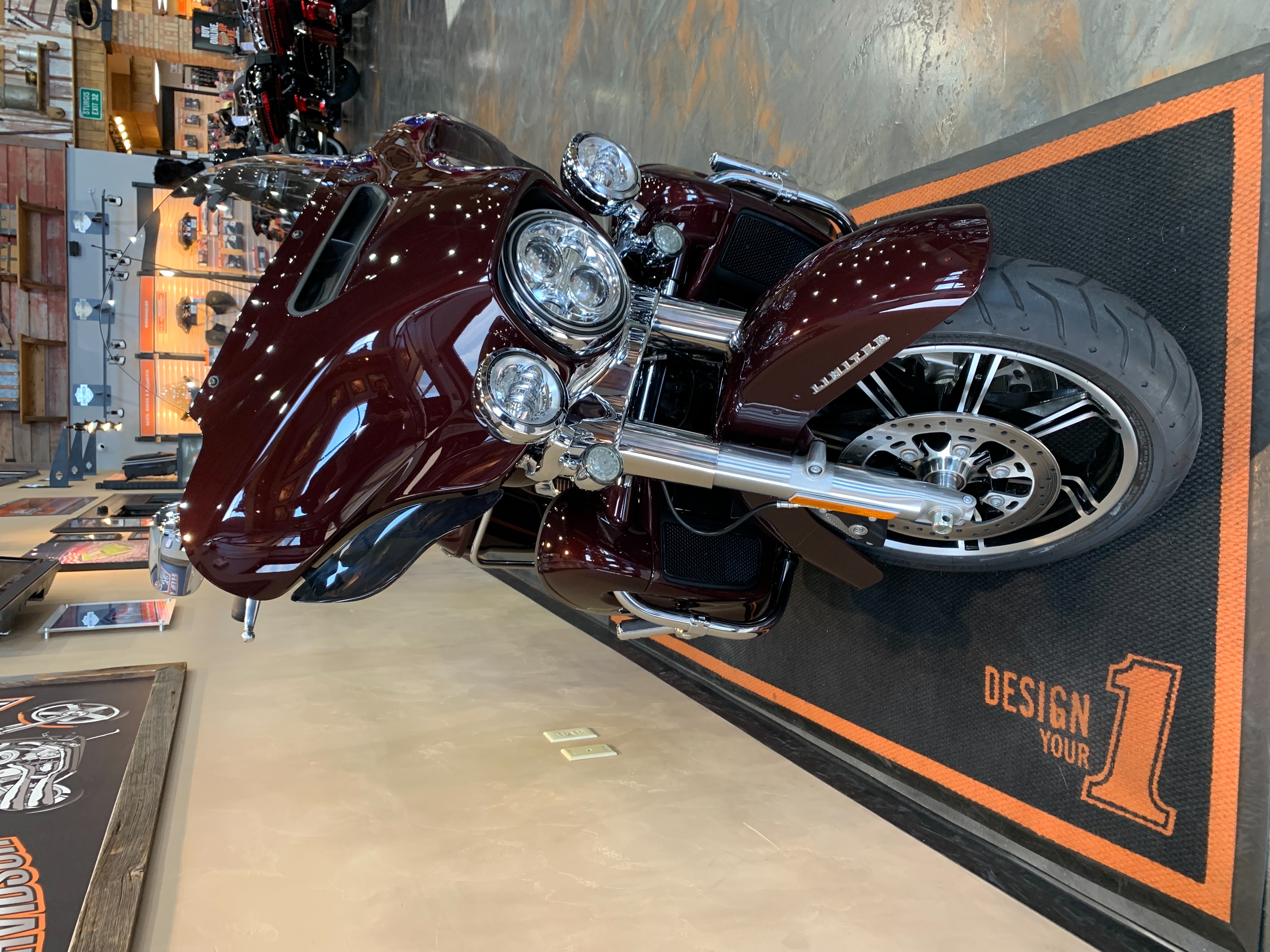 2021 Harley-Davidson Ultra Limited at Vandervest Harley-Davidson, Green Bay, WI 54303