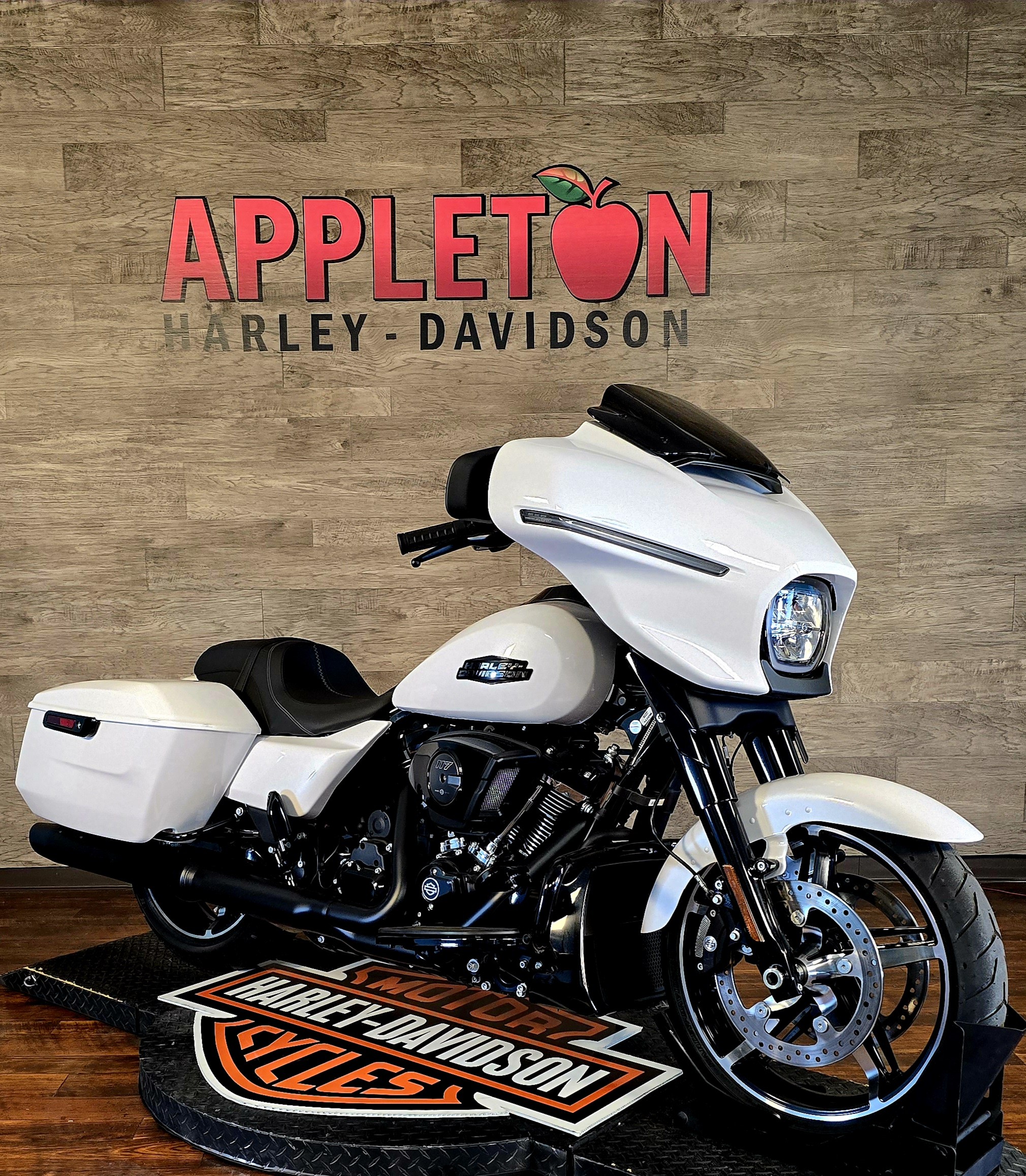 2024 Harley-Davidson Street Glide Base at Appleton Harley-Davidson