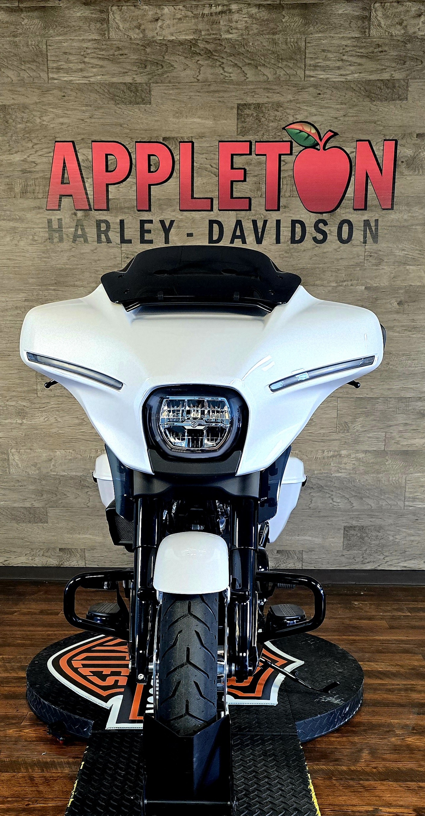 2024 Harley-Davidson Street Glide Base at Appleton Harley-Davidson