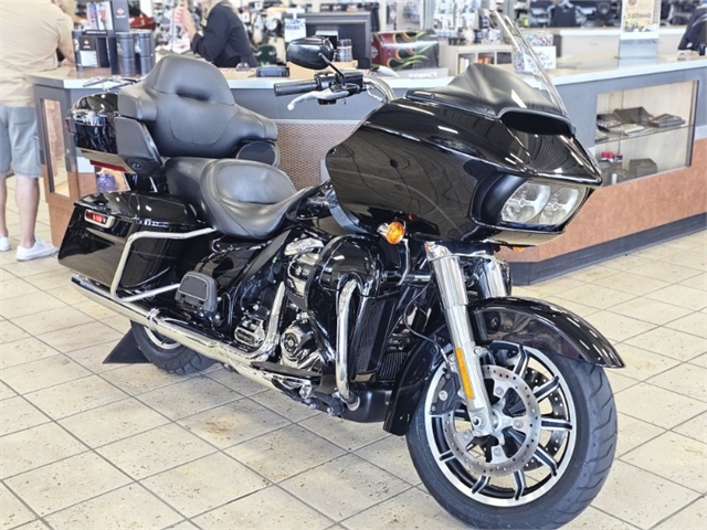 2019 Harley-Davidson Road Glide Ultra at Destination Harley-Davidson®, Tacoma, WA 98424