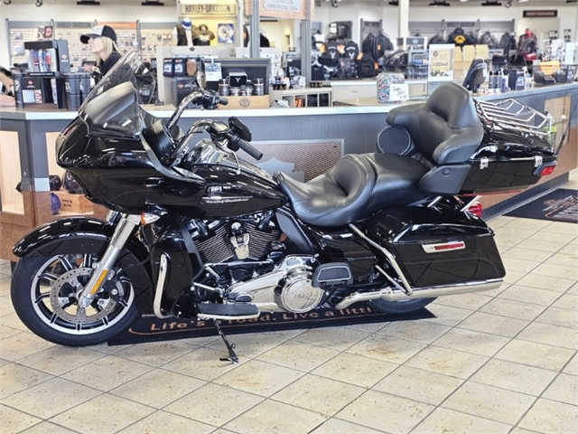 2019 Harley-Davidson Road Glide Ultra at Destination Harley-Davidson®, Tacoma, WA 98424