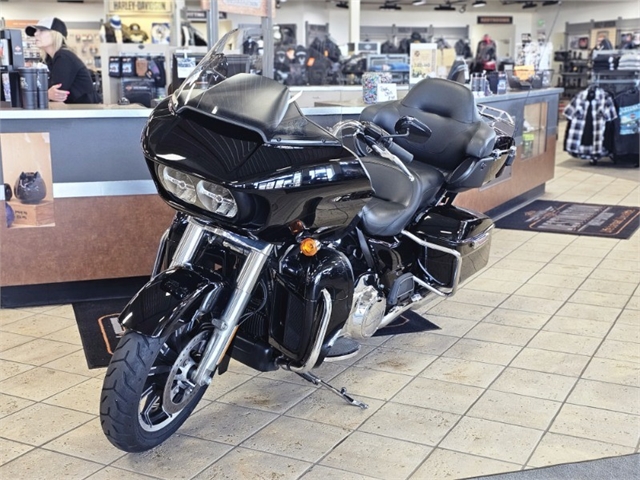 2019 Harley-Davidson Road Glide Ultra at Destination Harley-Davidson®, Tacoma, WA 98424