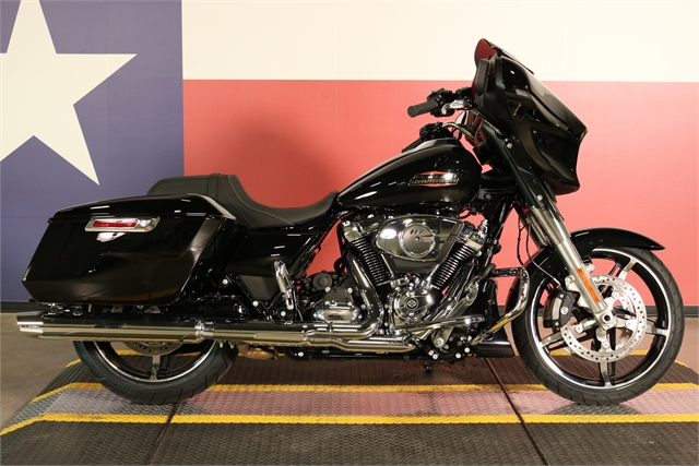 2024 Harley-Davidson Street Glide Base at Texas Harley