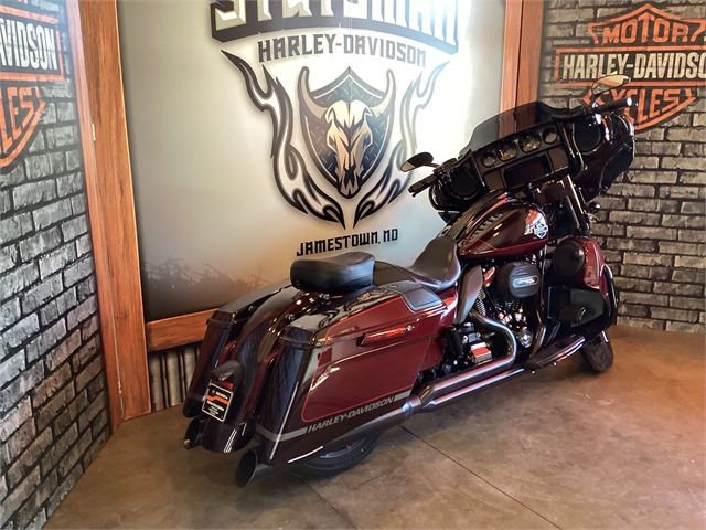 2019 Harley-Davidson Street Glide CVOT Street Glide at Stutsman Harley-Davidson