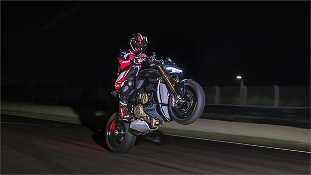 2023 Ducati Streetfighter V4 S at Eurosport Cycle