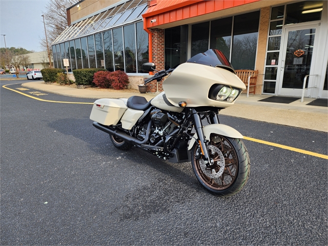 2023 Harley-Davidson Road Glide ST at Hampton Roads Harley-Davidson
