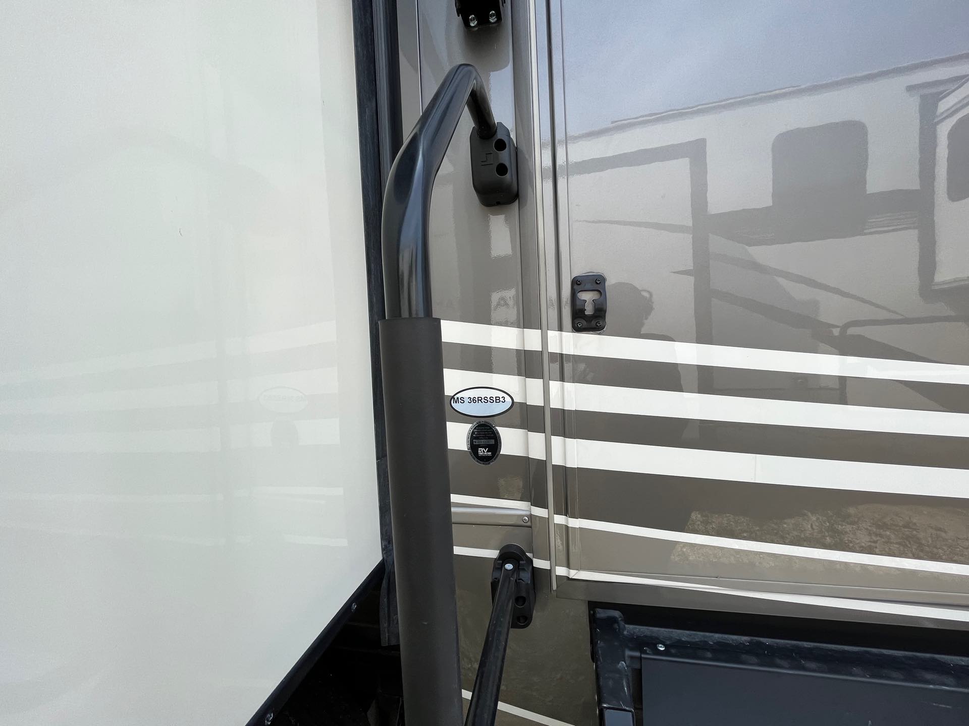 2023 DRV Mobile Suites MS 36RSSB3 at Prosser's Premium RV Outlet