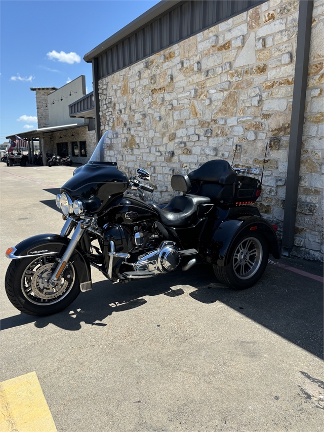 2011 Harley-Davidson Trike Tri Glide Ultra Classic at Harley-Davidson of Waco