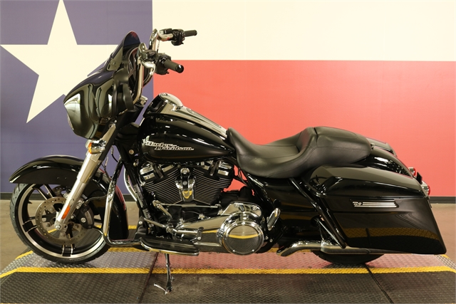 2019 Harley-Davidson Street Glide Base at Texas Harley