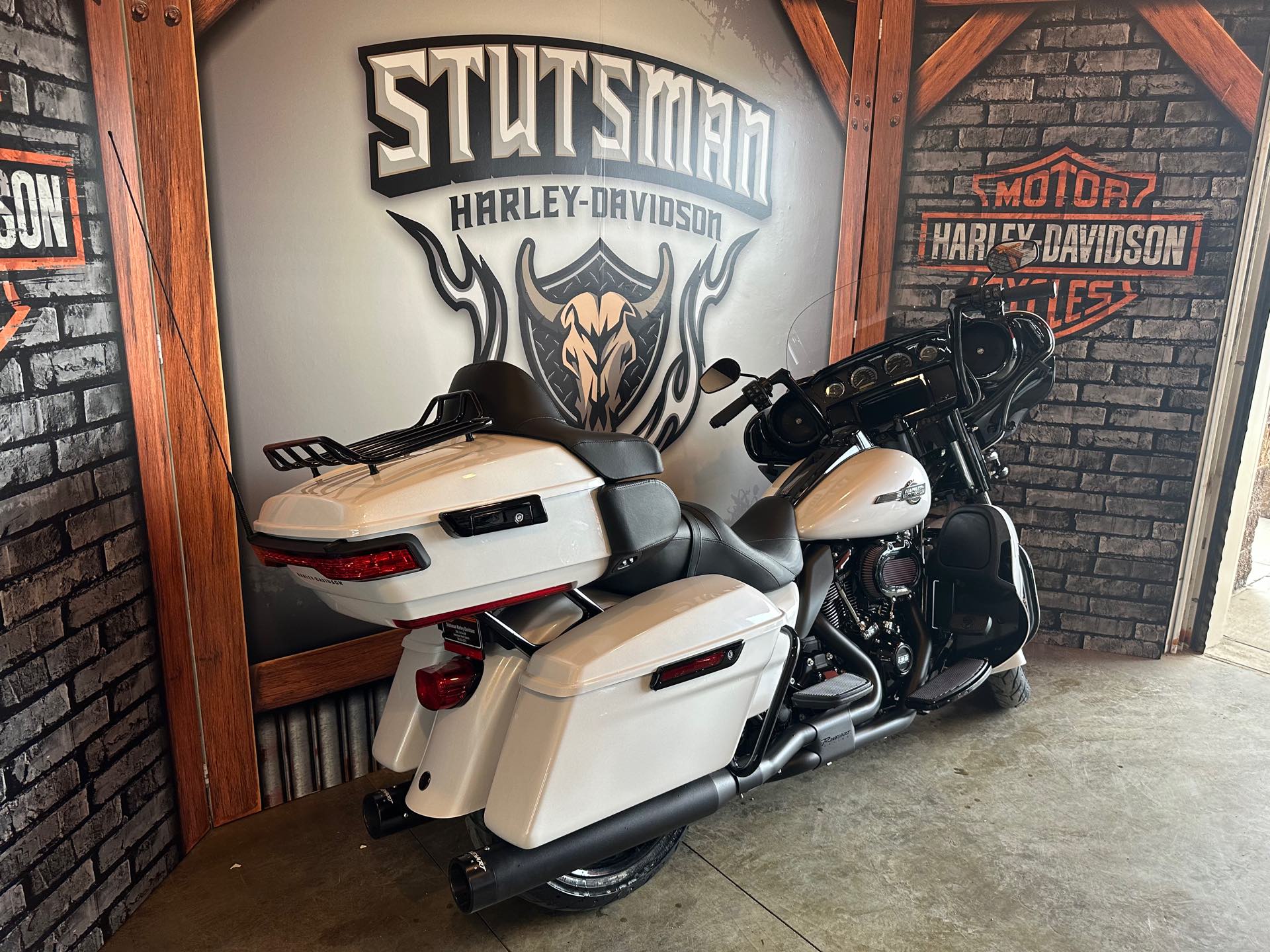 2024 Harley-Davidson Electra Glide Ultra Limited at Stutsman Harley-Davidson