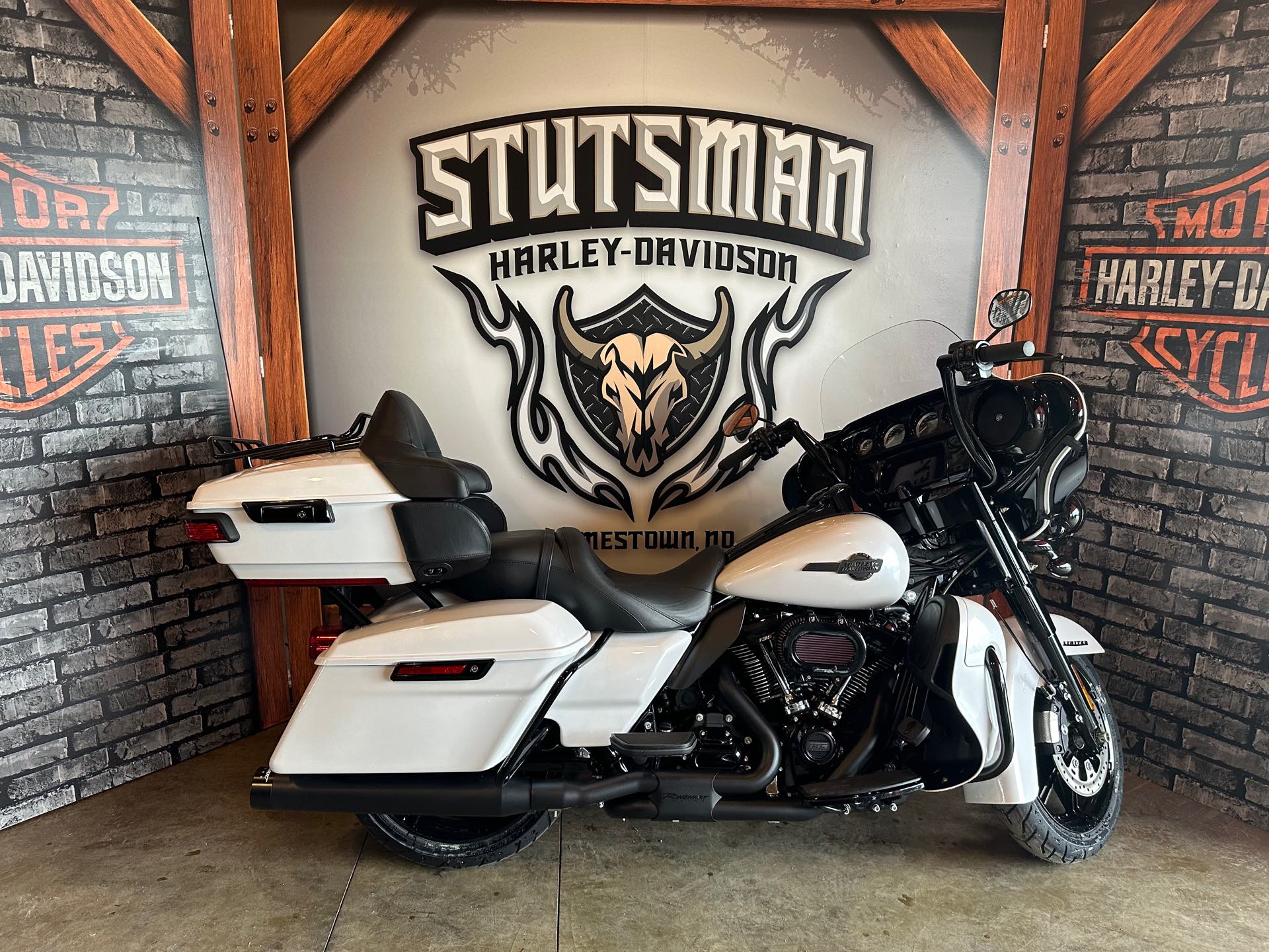 2024 Harley-Davidson Electra Glide Ultra Limited at Stutsman Harley-Davidson