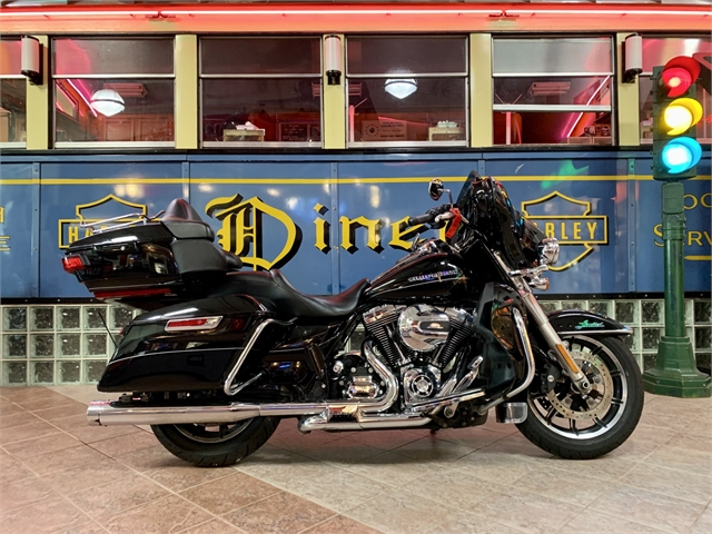 2015 Harley-Davidson Electra Glide Ultra Limited Low at South East Harley-Davidson