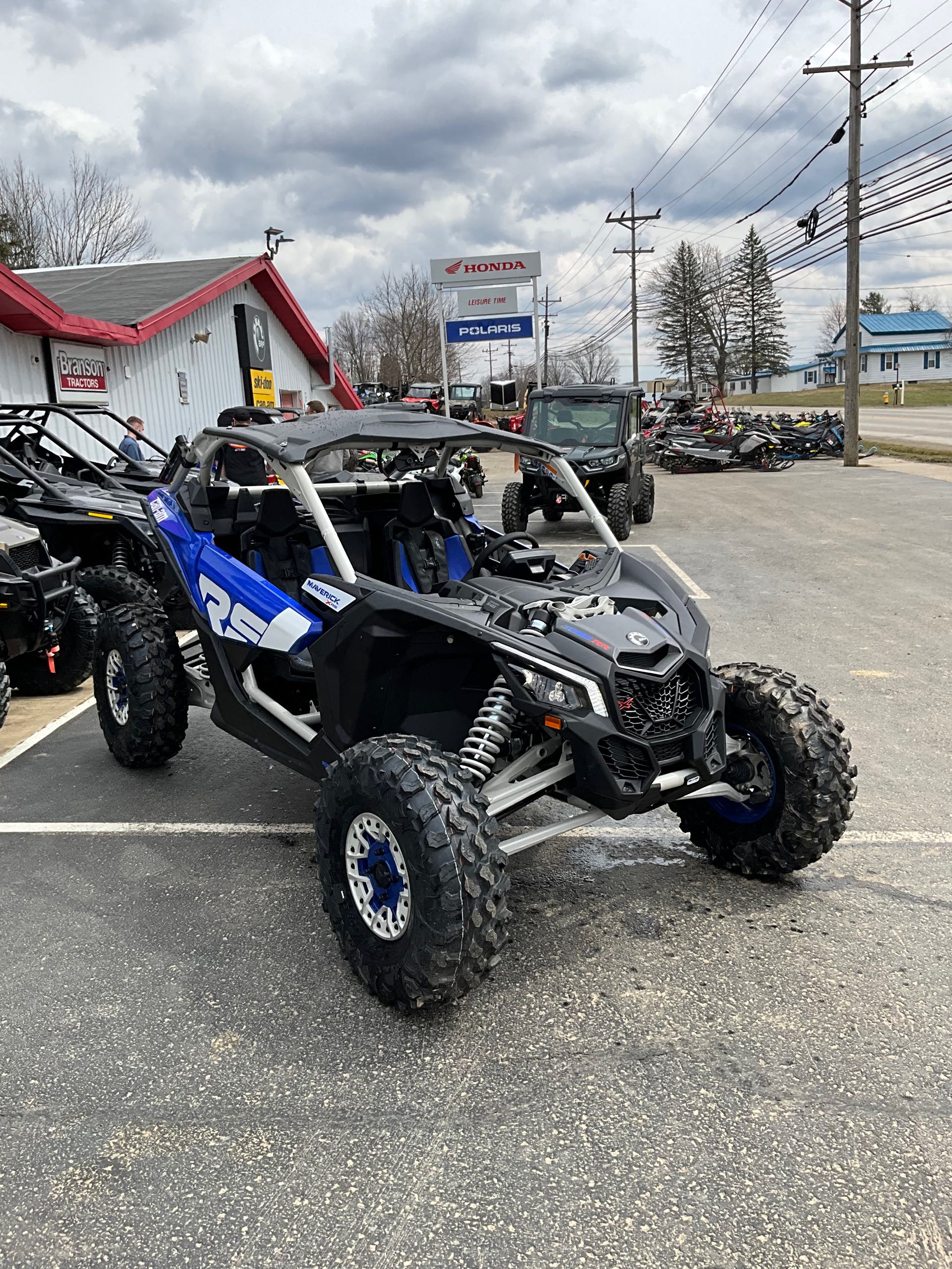 2023 Can-Am Maverick X3 X rs TURBO RR With SMART-SHOX 72 at Leisure Time Powersports of Corry