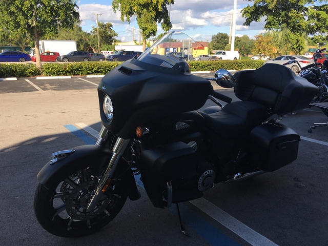 2020 Indian Roadmaster Dark Horse at Fort Lauderdale