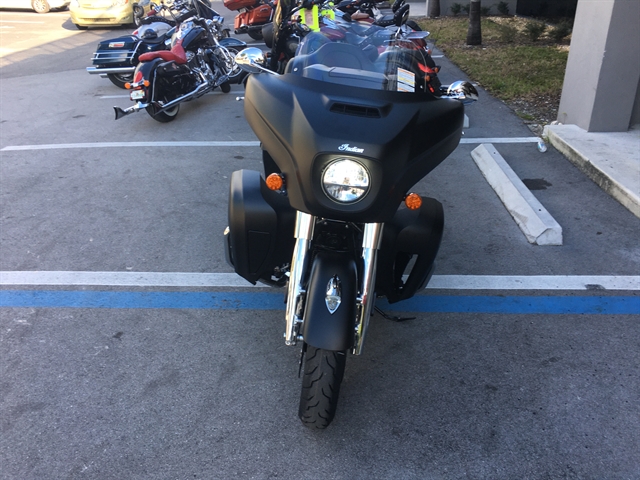 2020 Indian Roadmaster Dark Horse at Fort Lauderdale