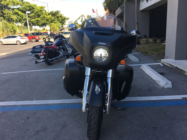 2020 Indian Roadmaster Dark Horse at Fort Lauderdale