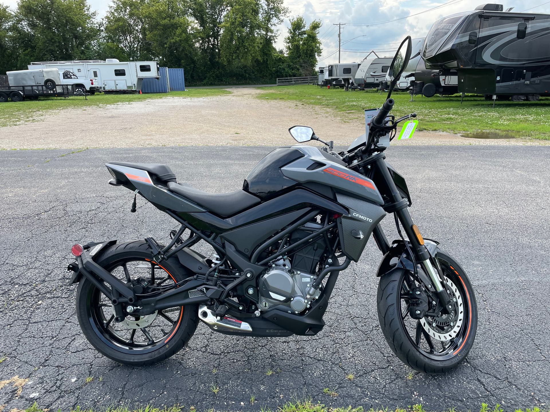 2023 CFMOTO 300 NK at Randy's Cycle