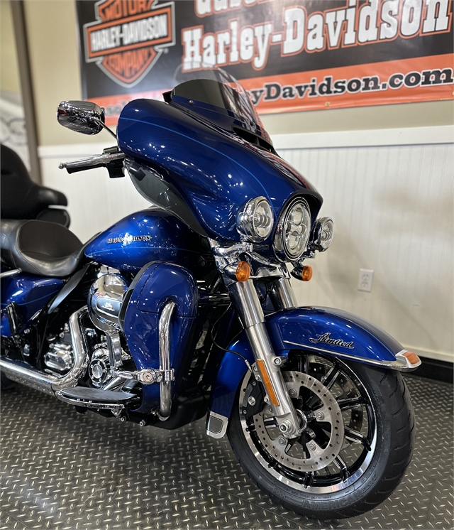 2015 Harley-Davidson Electra Glide Ultra Limited Low at Gasoline Alley Harley-Davidson