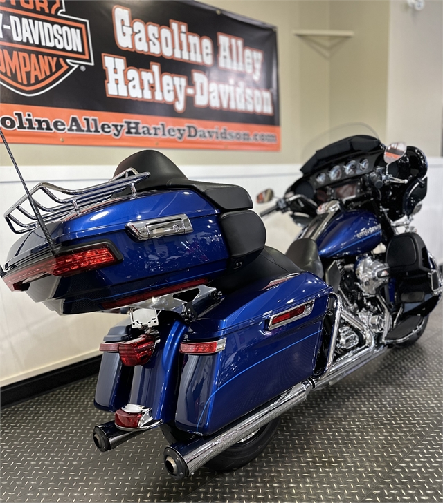 2015 Harley-Davidson Electra Glide Ultra Limited Low at Gasoline Alley Harley-Davidson