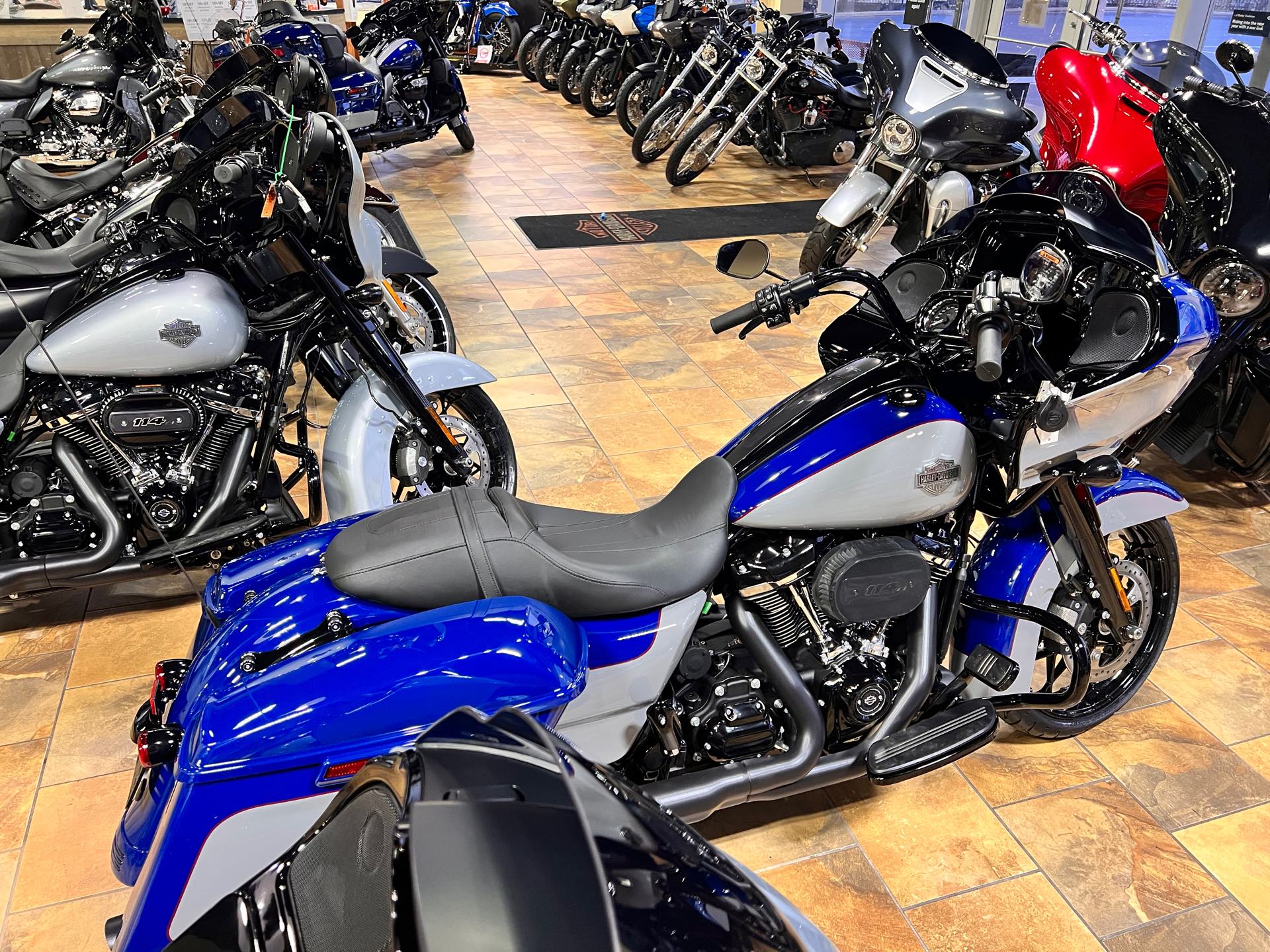 2023 Harley-Davidson Road Glide Limited at Man O'War Harley-Davidson®