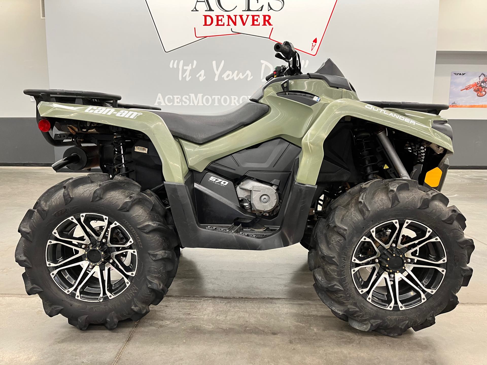 2019 Can-Am Outlander 570 at Aces Motorcycles - Denver