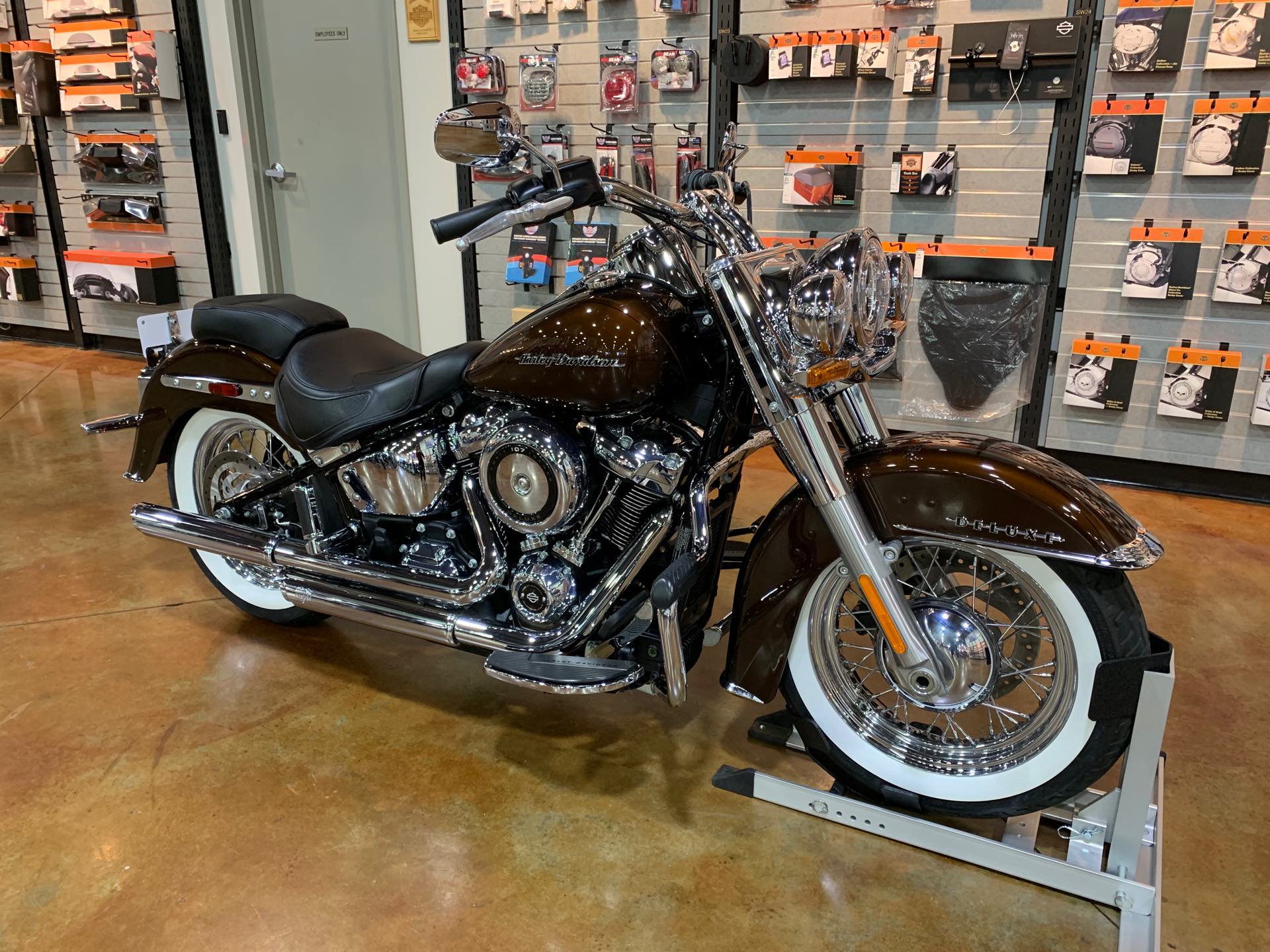2019 Harley-Davidson Softail Deluxe at Colonial Harley-Davidson