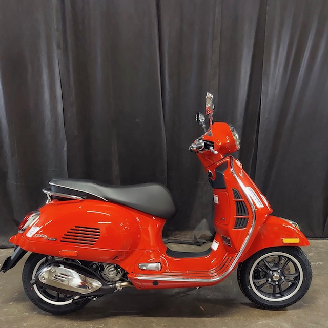 2023 Vespa GTS Super 300 at Powersports St. Augustine