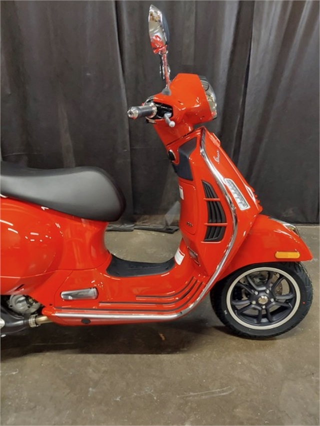 2023 Vespa GTS Super 300 at Powersports St. Augustine