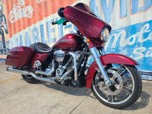 2017 Harley-Davidson Street Glide Special at Gruene Harley-Davidson