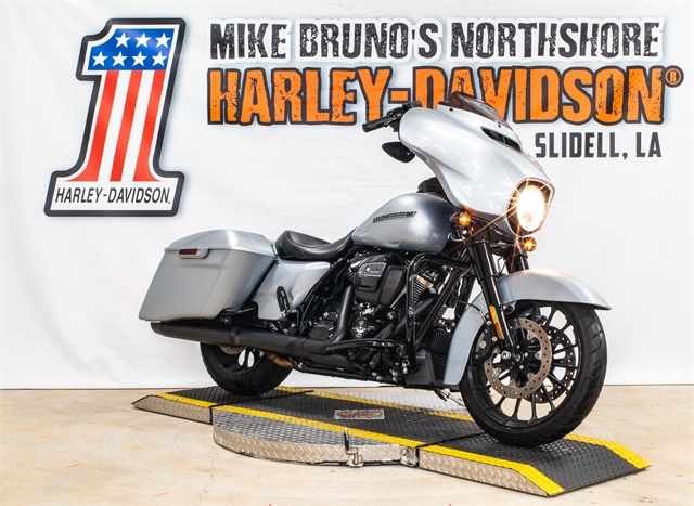 2019 Harley-Davidson Street Glide Special at Mike Bruno's Northshore Harley-Davidson