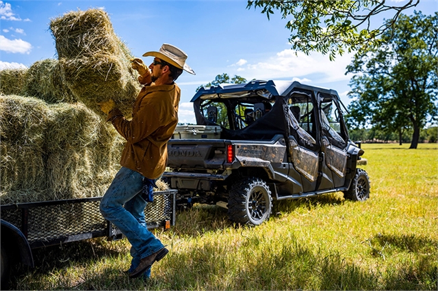 2024 Honda Pioneer 1000-6 Crew Deluxe at McKinney Outdoor Superstore