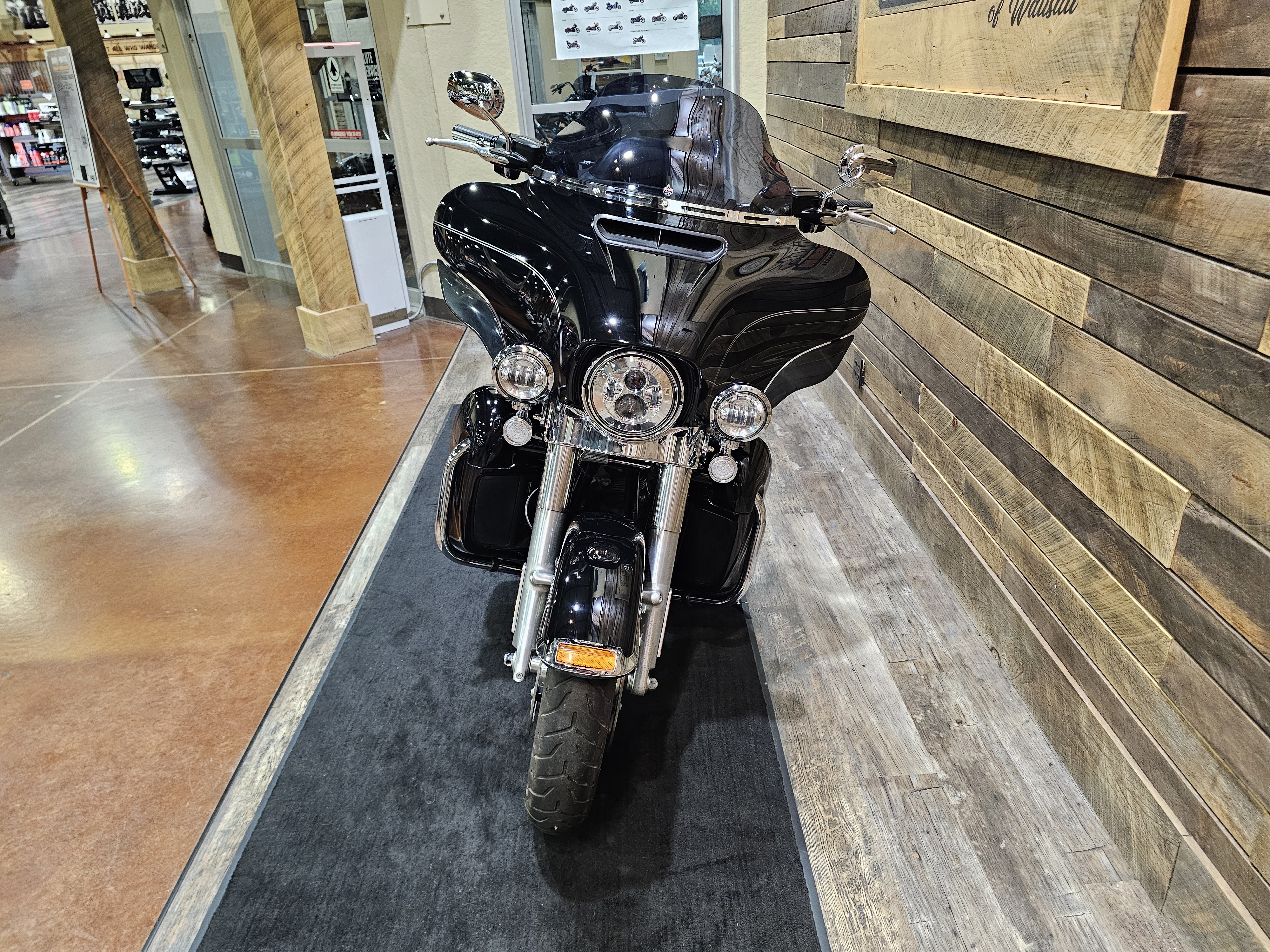 2016 Harley-Davidson Electra Glide Ultra Classic at Bull Falls Harley-Davidson